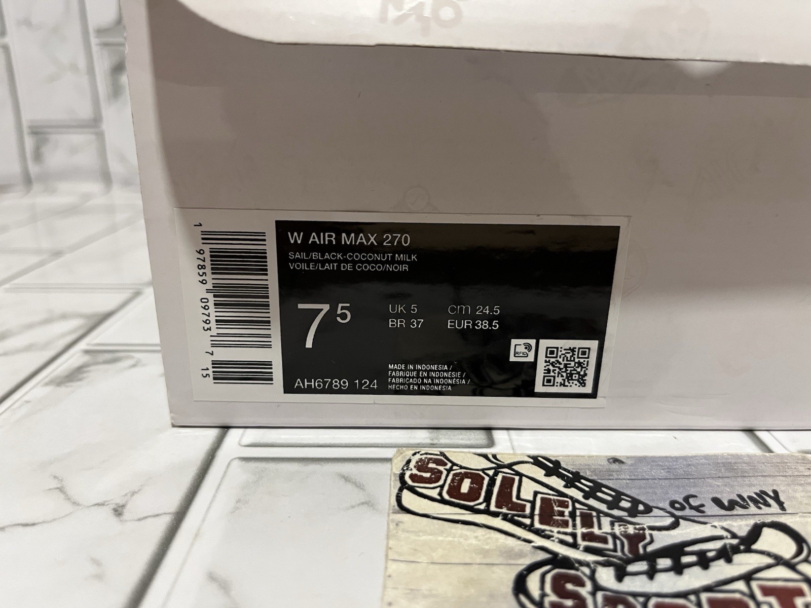 New Nike Air Max 270 Yellow White Running Gym Workout Training Shoes Womens