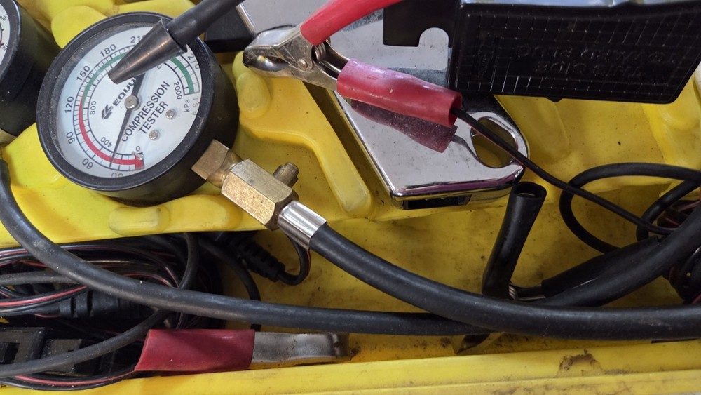 EQUUS 3112 Metal Advance Timing Light With Analyzer DUAL-BEAM Untested