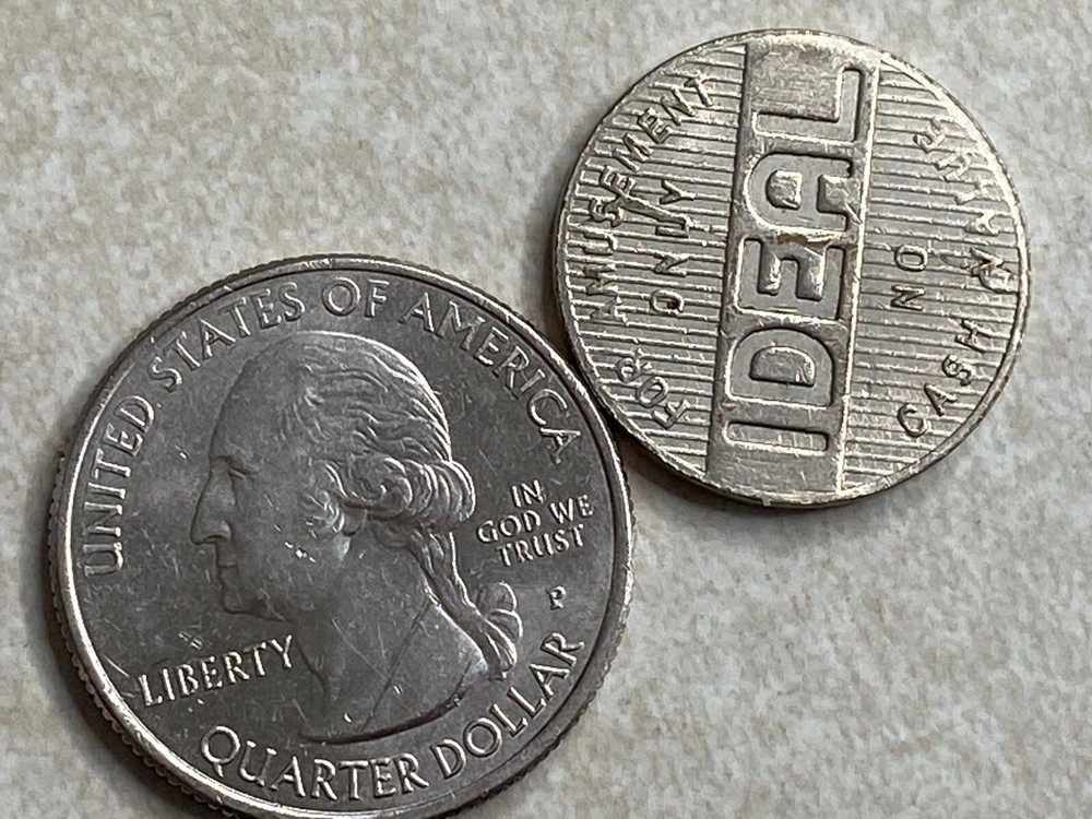 Ideal Amusement Token T7866