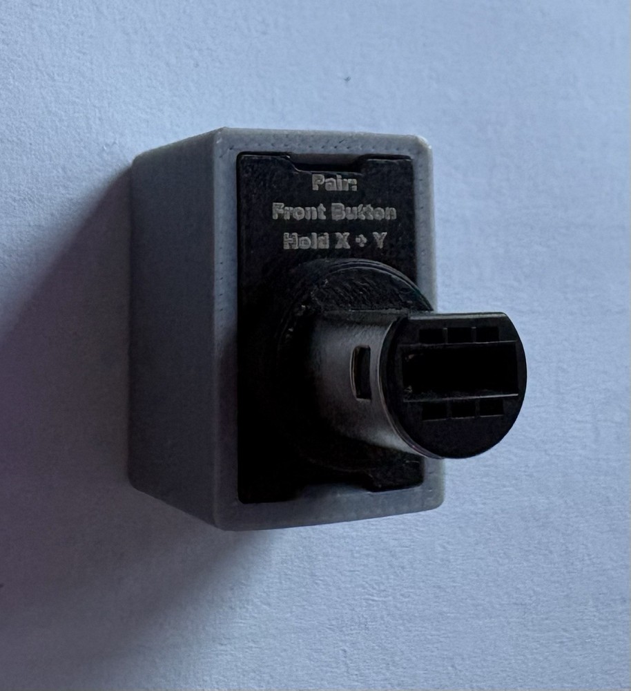 WavePhoenix Replacement Wavebird Receiver - GameCube