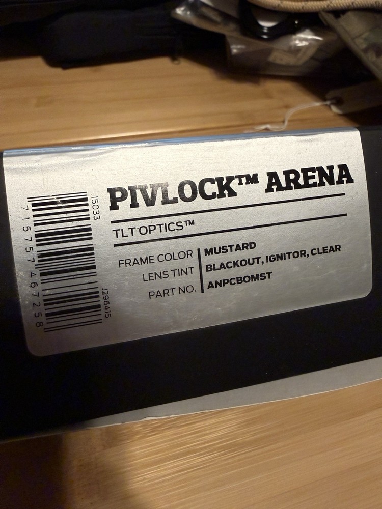 Smith Optics Pivlock Arena Mustard Blackout ,Ignitor Clear ,Interchangeable