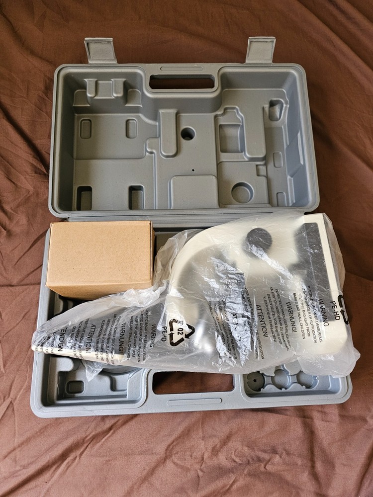 Motic Ecoline Advanced Digital Microscope Nice Lenses, 3.5" LCD Screen, Camera