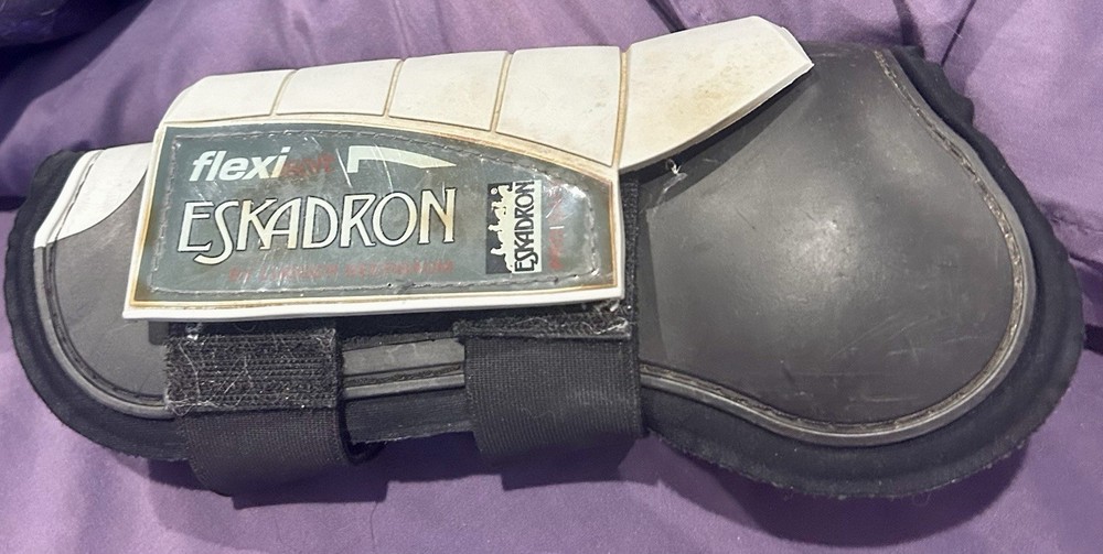 Ludger Beerbaum Eskadron Flexisoft Pro Safe Tendon Boots Front Size Large White