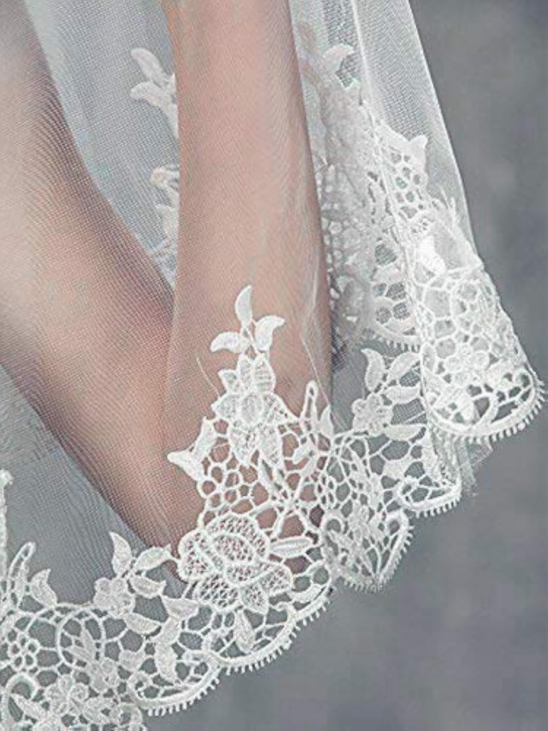 Wedding Bridal Veils Long Veil with Lace and Metal Comb At The Cathedral Length
