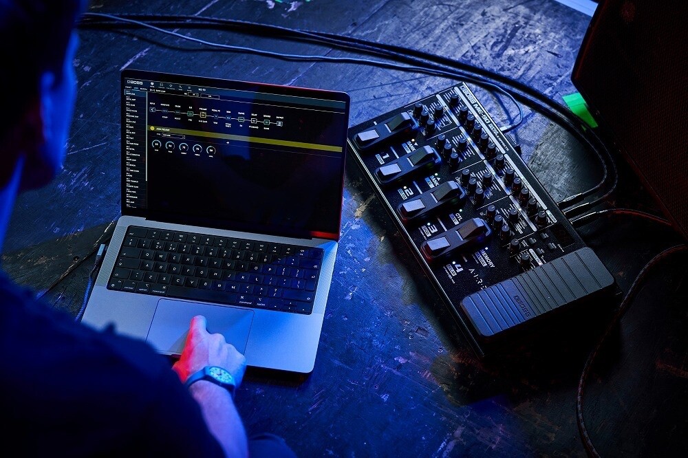 Boss ME-90 Multi Multiple Effect Guitar Pedal Board W/Box