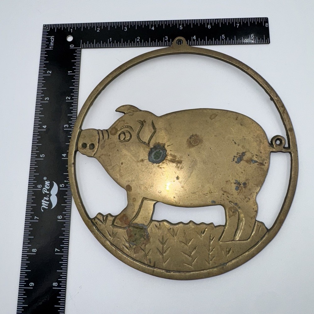 Vintage Solid Brass Pig Trivet 7.25” Round