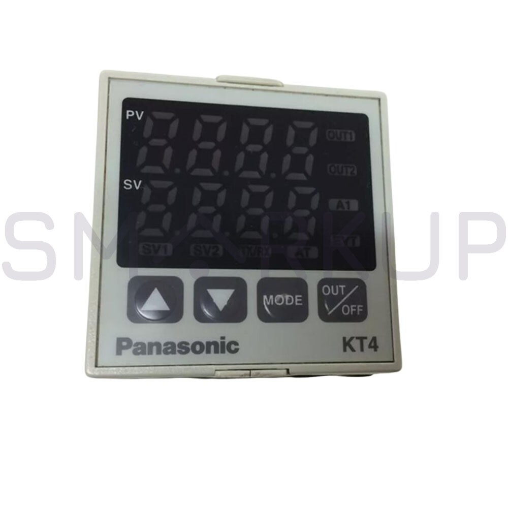 New In Box PANASONIC KT4-AKT4113100 Temperature Controller