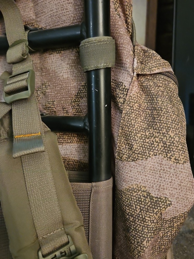 Cabelas Alaskan Camouflage H20 External Frame & Backpack Great Condition