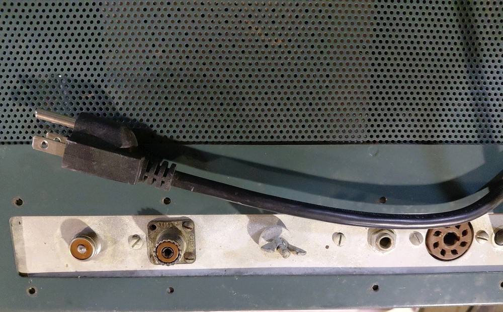 Heathkit VHF-1 Seneca 2 and 6 Meter Transverter Power Up ONLY Untested Estate