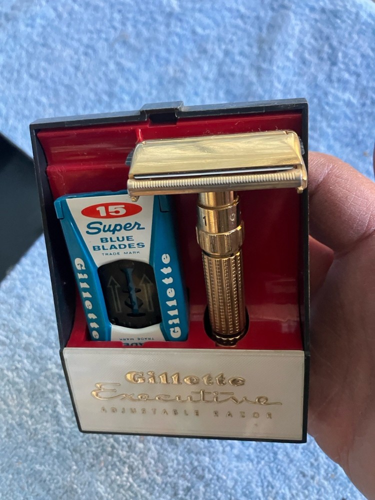 Vintage Gillette Executive Adjustable Razor D3
