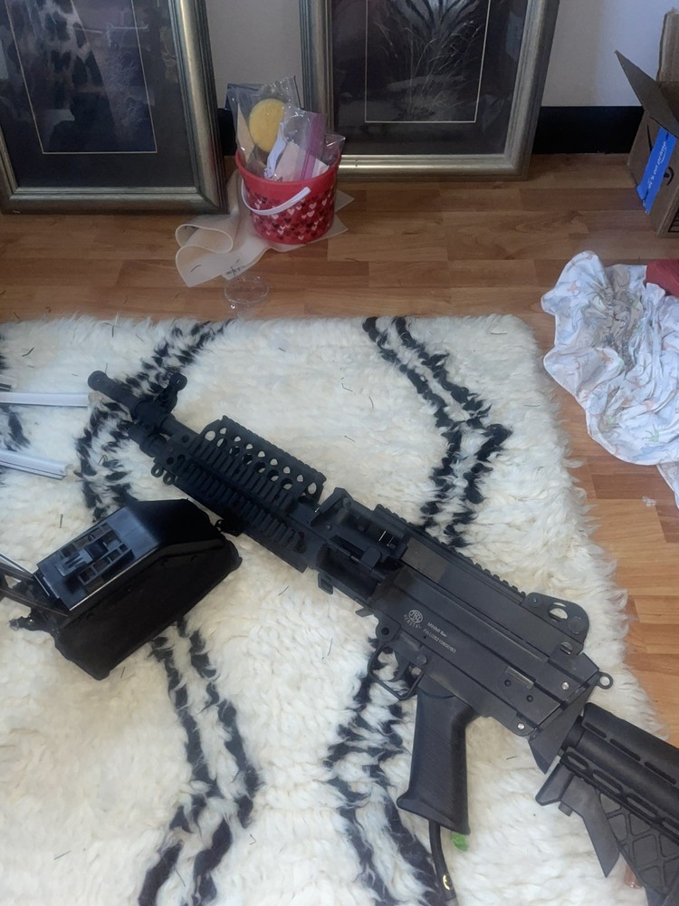 Airsoft HPA m249 featherweight