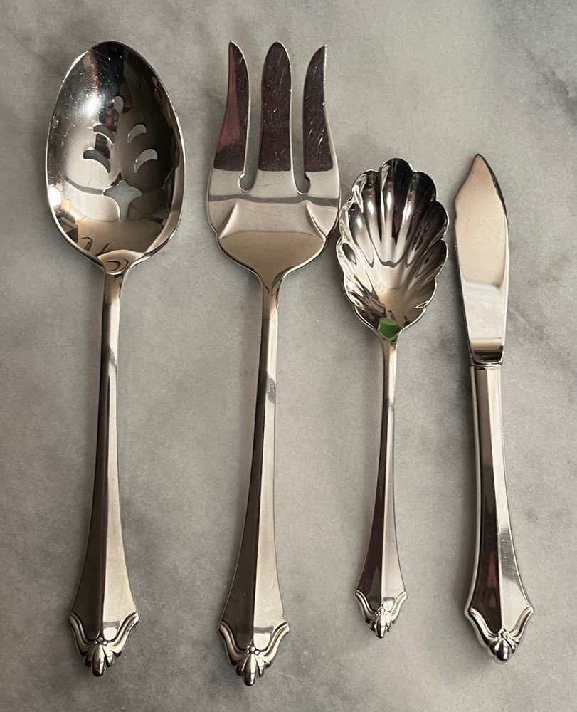 ONEIDA Community BELCOURT Silverplate Serving Pieces