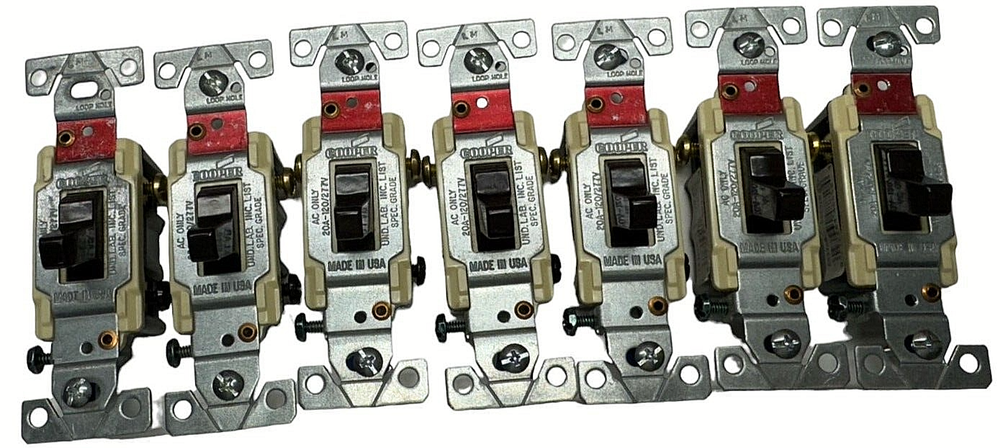 Cooper CS320B Brown 3-Way Toggle Wall Light Switch 20A, 120V/277V