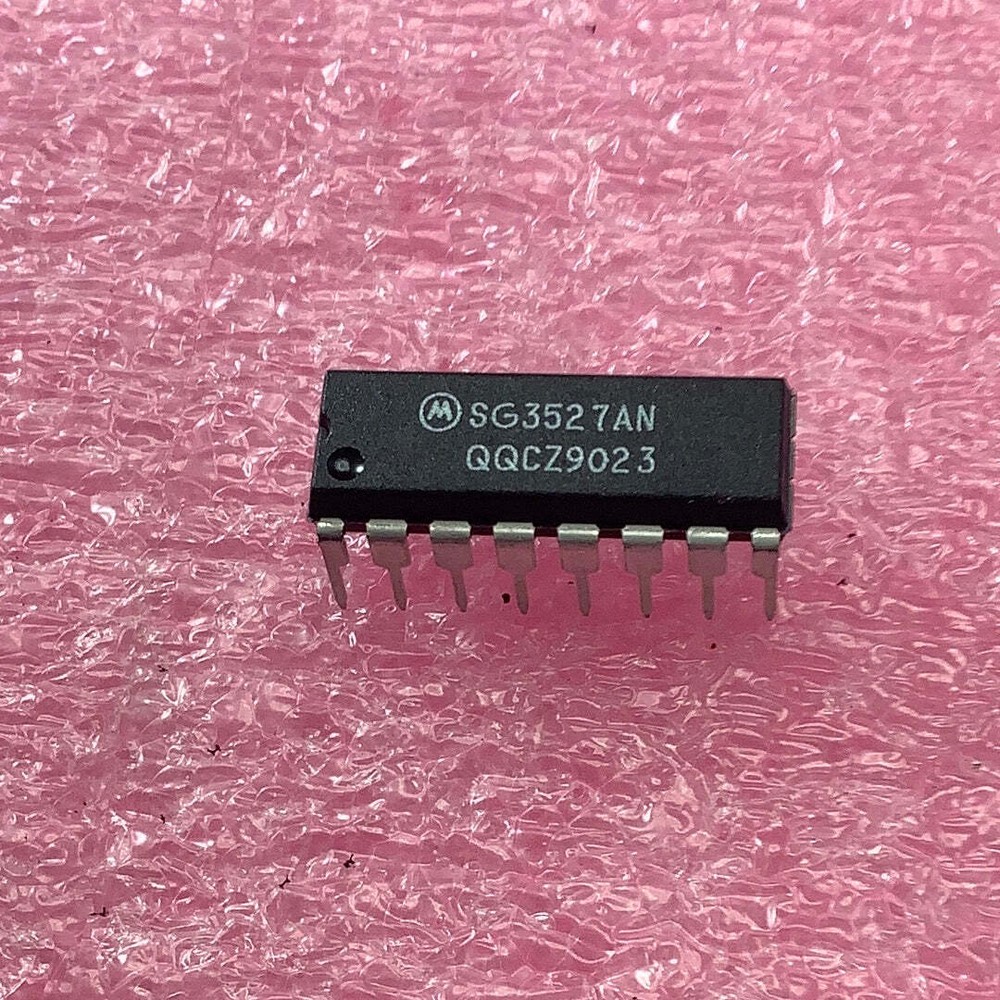 SG3527AN - MOTOROLA - PULSE WIDTH MODULATOR