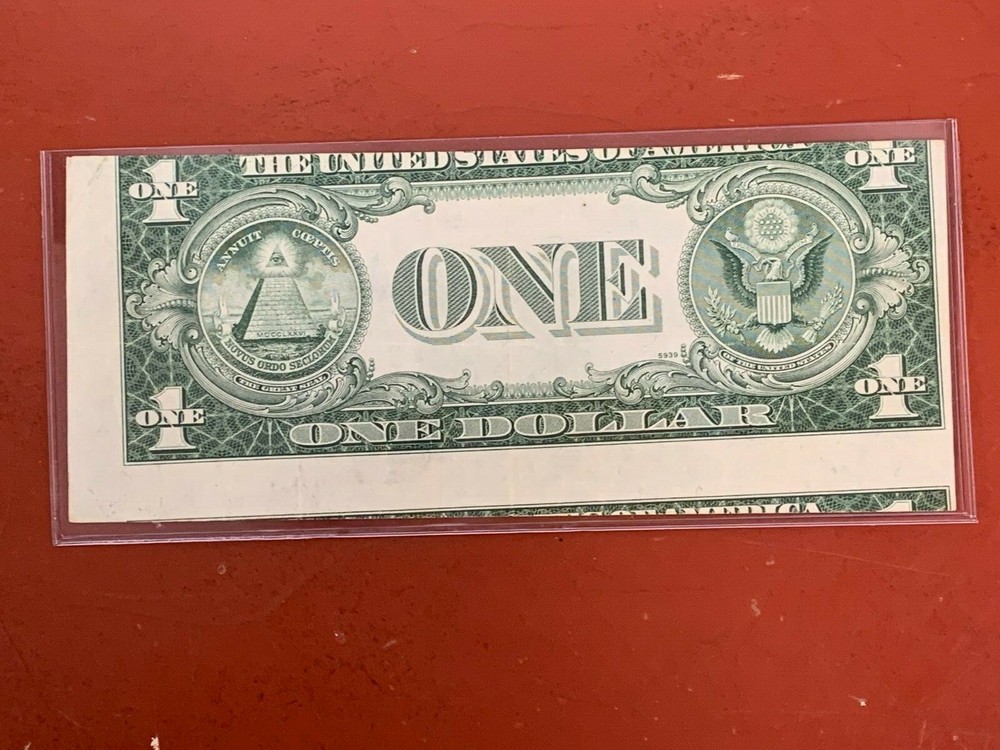 1935-E $1 ONE DOLLAR SILVER CERTIFICATE “MISALIGNMENT PRINTING ERROR” 