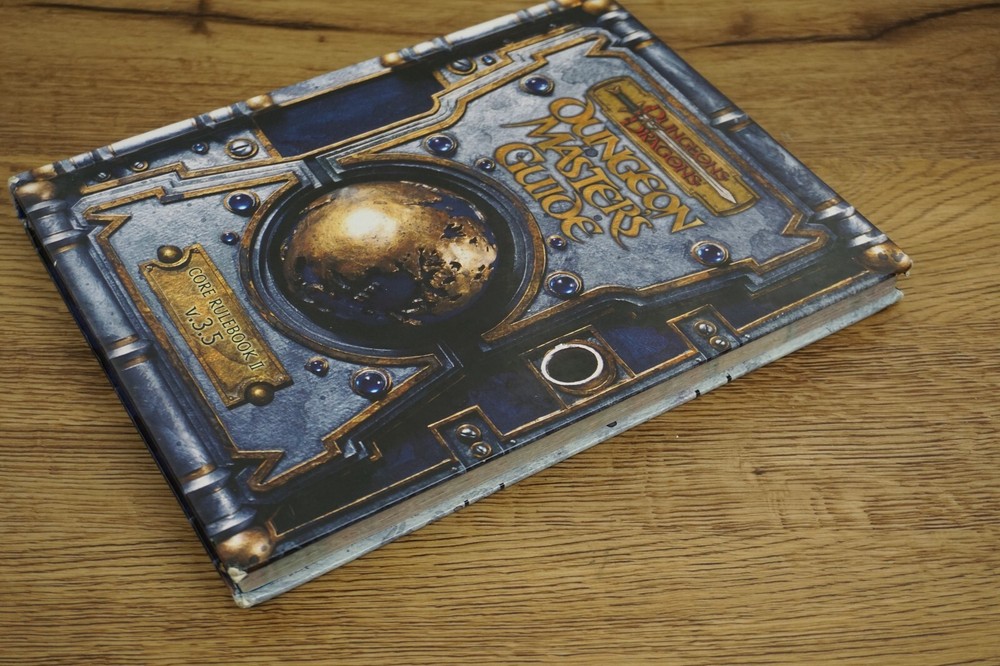 Dungeon Masters Guide 3.5 Advanced Dungeons and Dragons