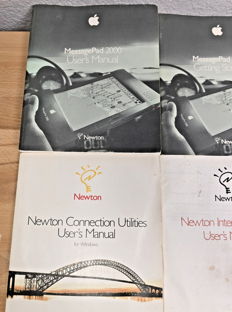 Apple Newton MessagePad 2000 Bundle Flash Memory Stylus Manuals Extras