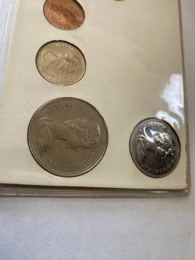CANADA 8 coin set 1968 two SILVER coins