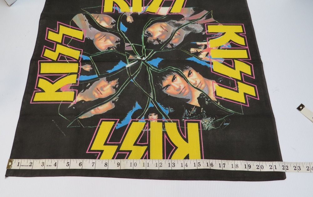 KISS OFFICIAL CRAZY NIGHTS BANDANA 1987