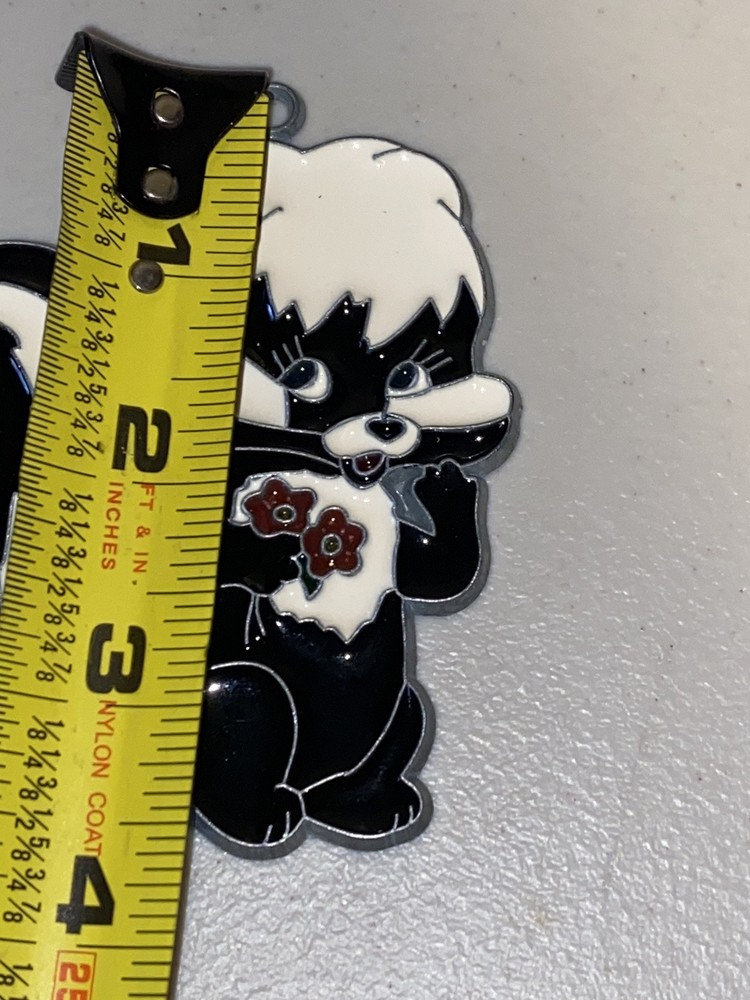 Vintage Skunk Sun Catcher Flower