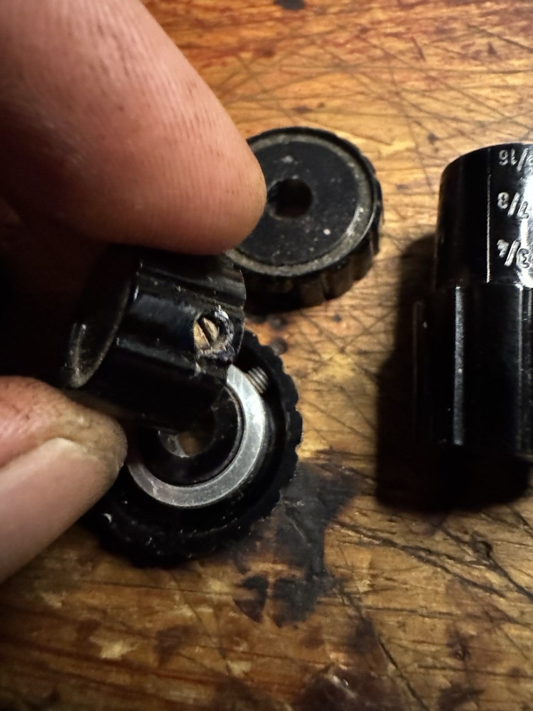 UHER Universal , Reel to Reel Recorder Front Knobs 6 pieces 4 knobs