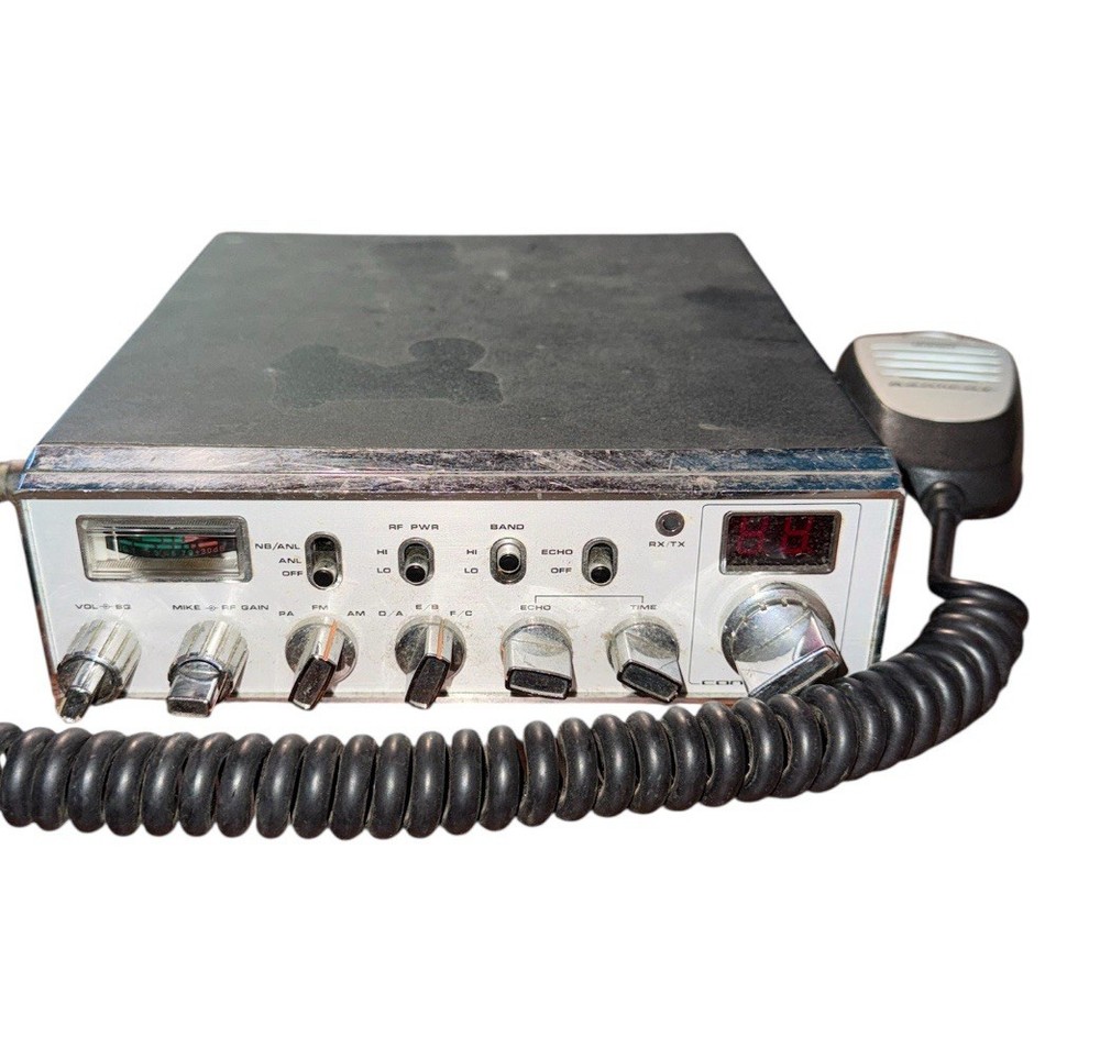 CONNEX 3300 AM/FM CB Radio w/ Uniden Bearcat Microphone – 40 Channel