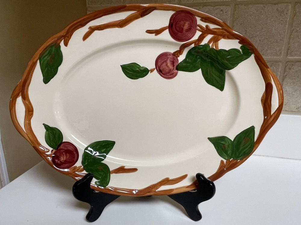 Franciscan Apple 14" Oval Platter