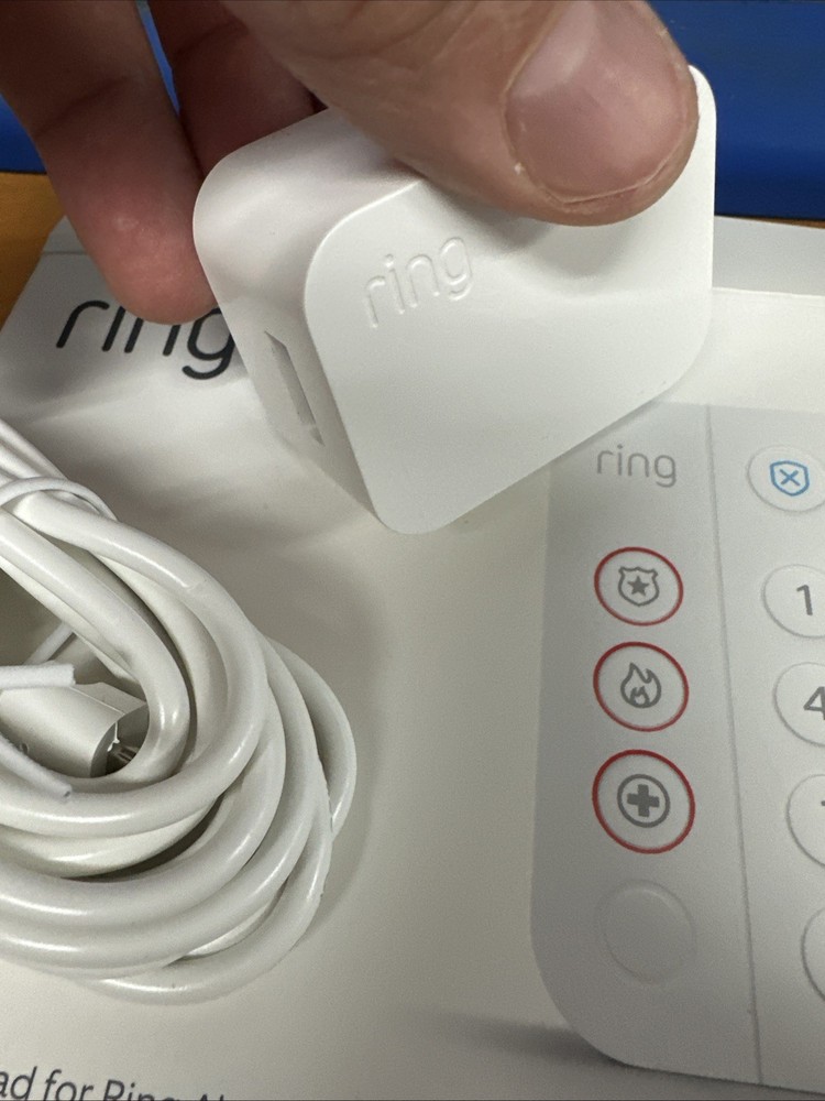 Ring Alarm Keypad REPLACEMENT WALL & Flat Adapter - White - New