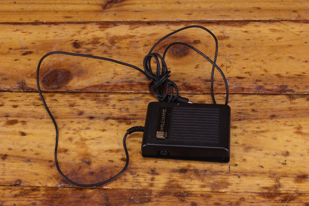 Williams Digital Sustain Pedal 1/4"
