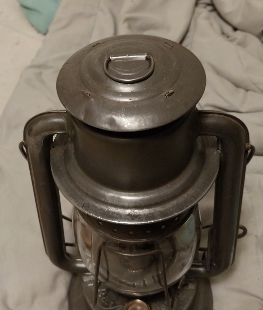 RAYO 100 COLD BLAST LANTERN
