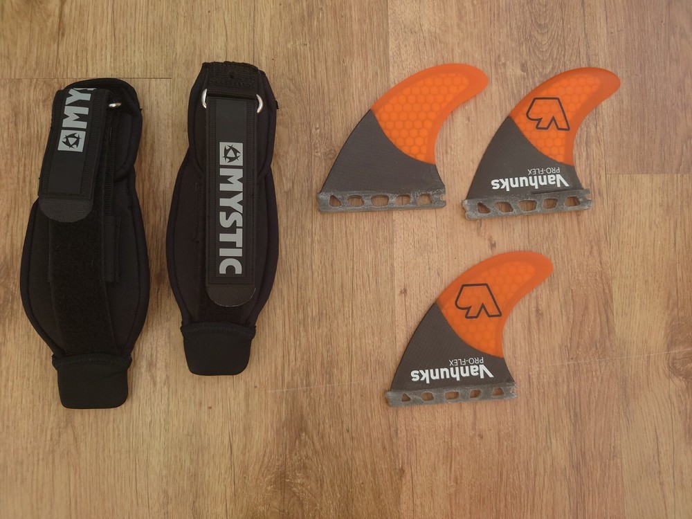 Kiting surf board and travel bag