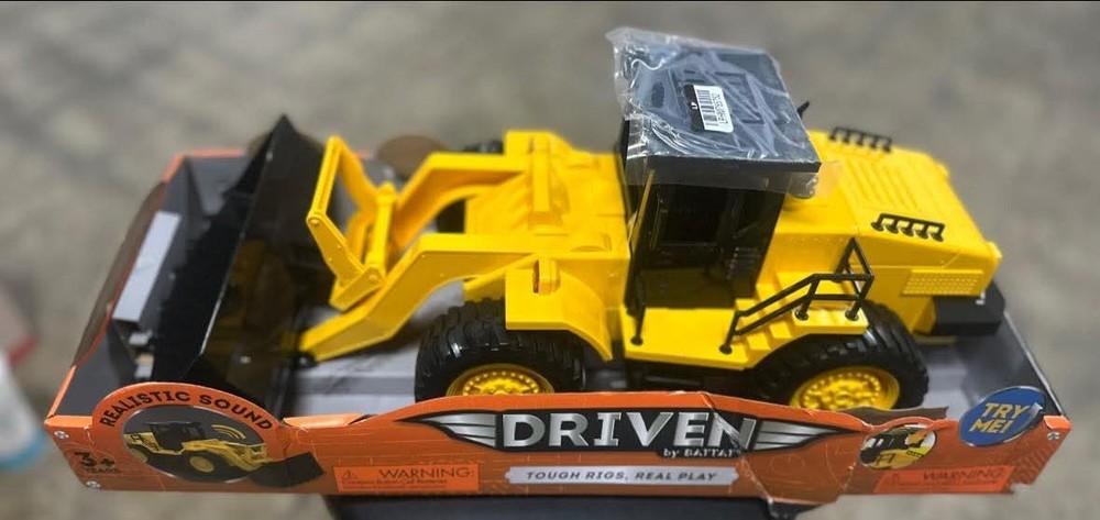 Driven by Battat Midrange Front End Loader toy truck New
