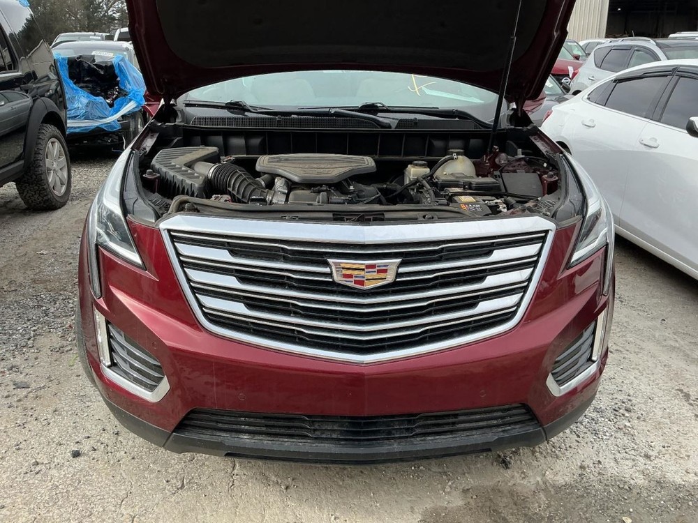 XT5 2017 Glove Box 4972233