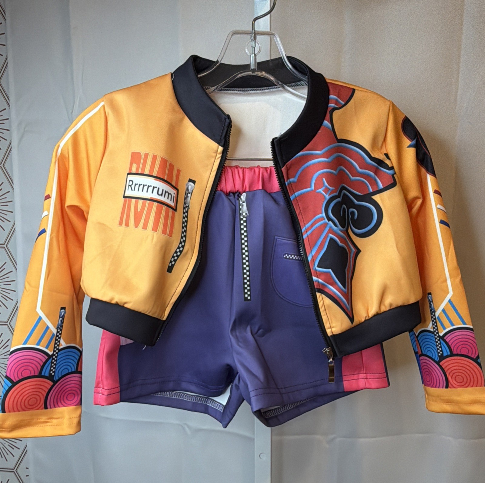 Kpop Demon Hunters Rumi Cosplay Costume Small 2 Pieces - Jacket and Shorts New