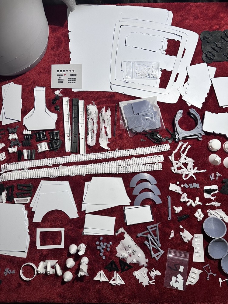 Studio Scale Star Wars Escape Pod Kit