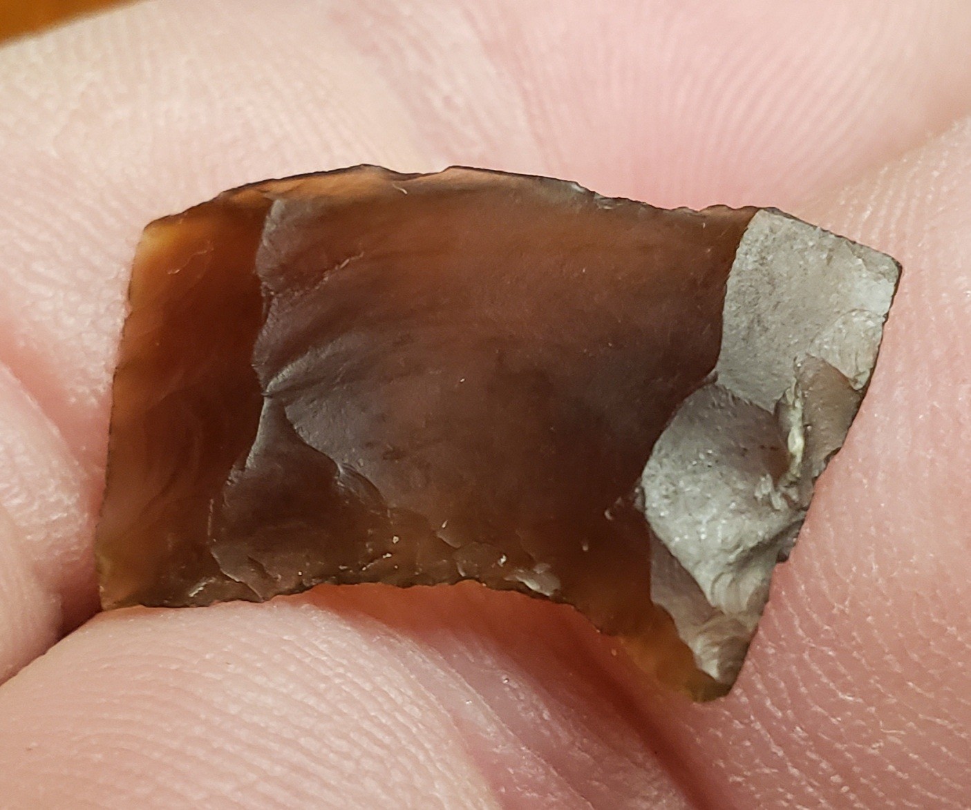 9/16" x 15/16" Knife River Flint Folsom Arrowhead Base- Mountrail County, ND