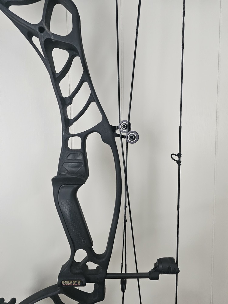 Hoyt Helix Compound Bow