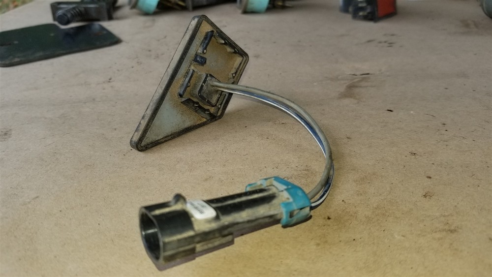 Bobcat Traction lock override button 6667905