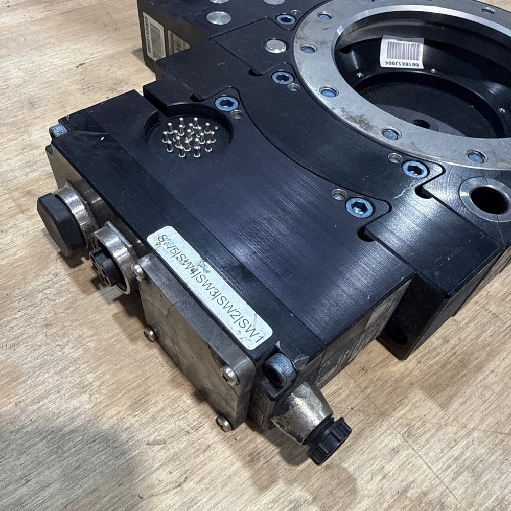 ATI ROBOTIC TOOL CHANGER QC210 Many Additions Used