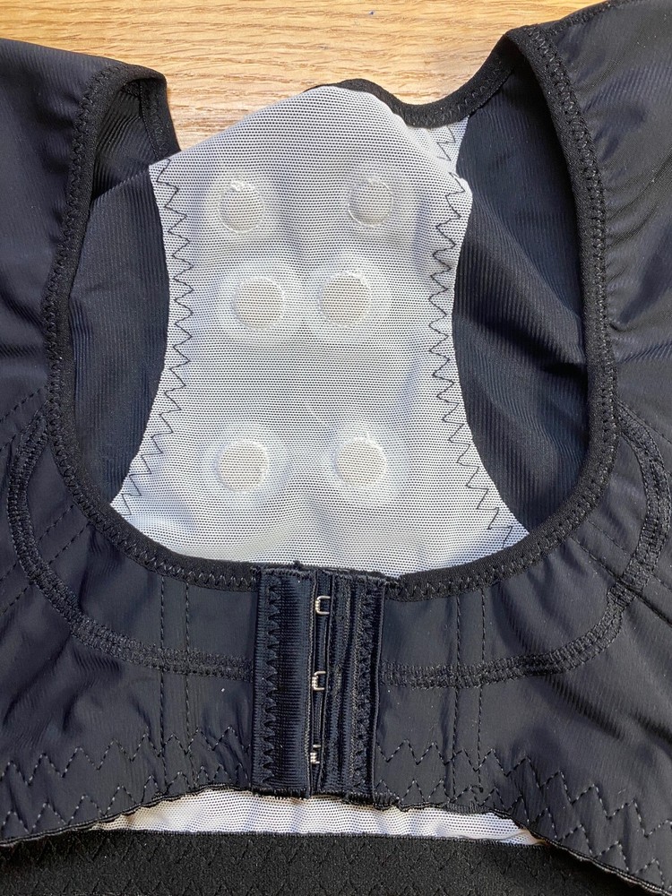 Women's Small Acupuncture for posture Front Closure