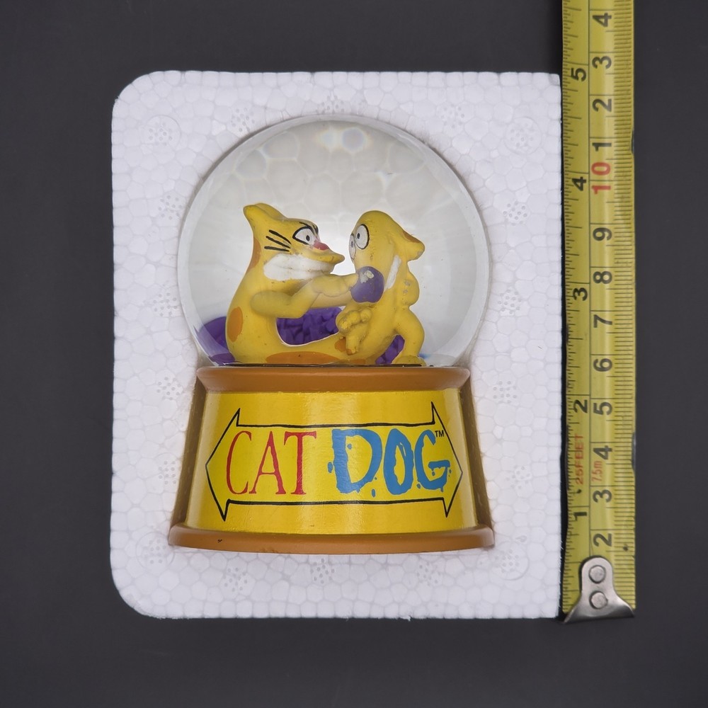 Nickelodeon Mini Snow Globe - Cat & Dog