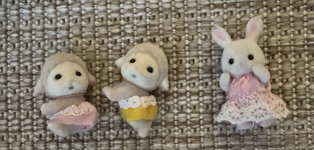 Mixed Lot of Small Toy Figures