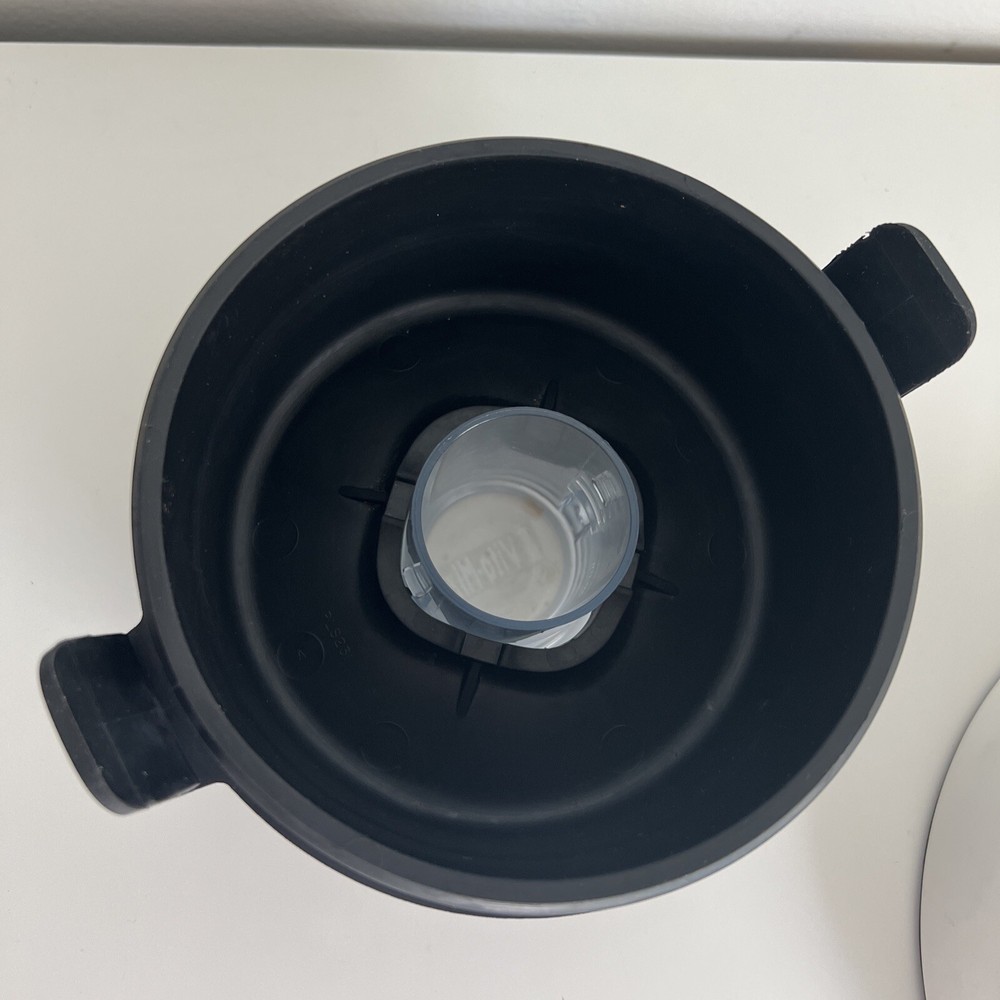 Vitamix Blender Replacement Lid 64oz Pitcher Lid & Plug ONLY Rubber Black