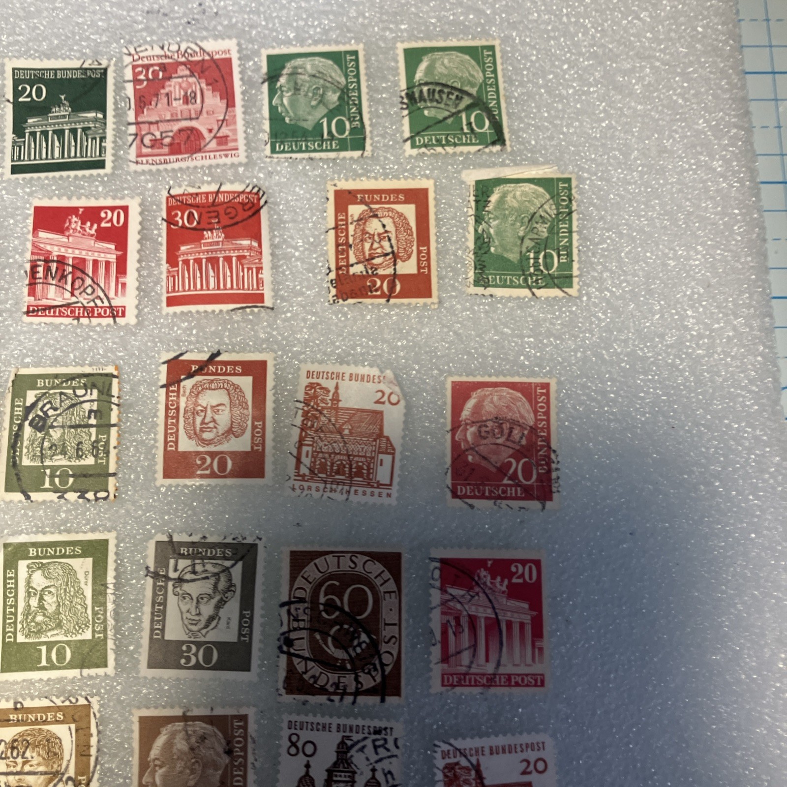 55 USED/Cancel Small West Germany Deutsche Bundespost 1945-1985 Stamps. $1Ships.
