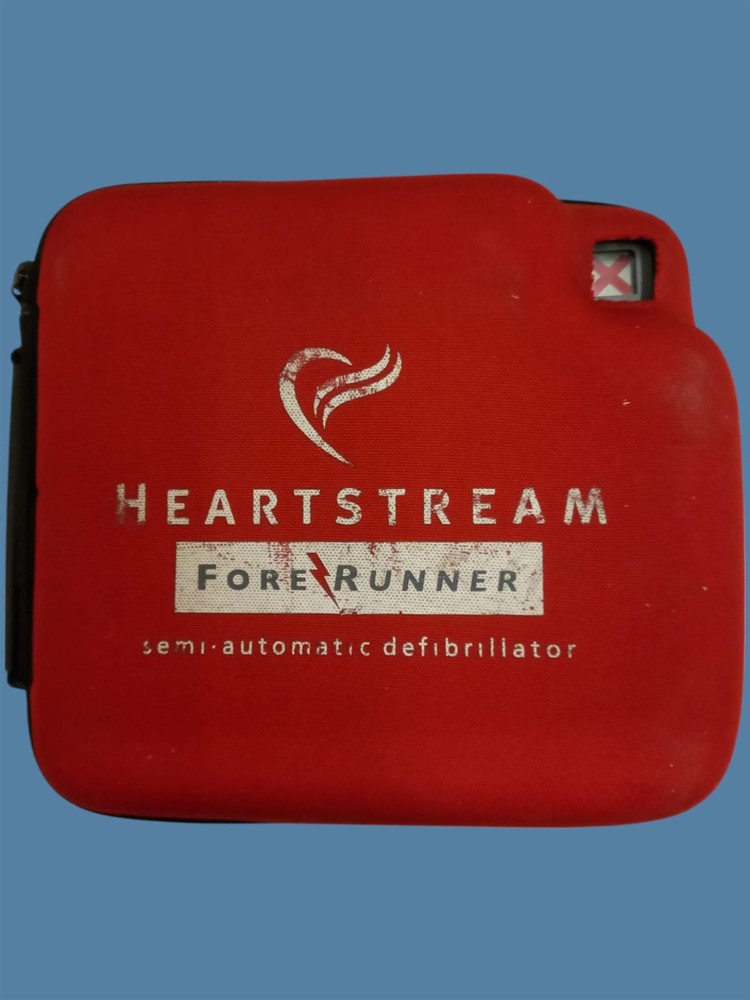 Philips HeartStream Forerunner Semi-Automatic Defibrillator (EM01) (no battery)