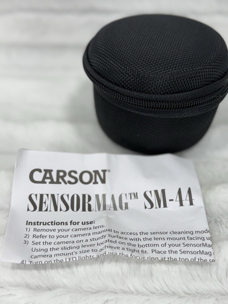 Carson SM-44 4.5 x30 Camera Sensor Magnifier, with Padded Case