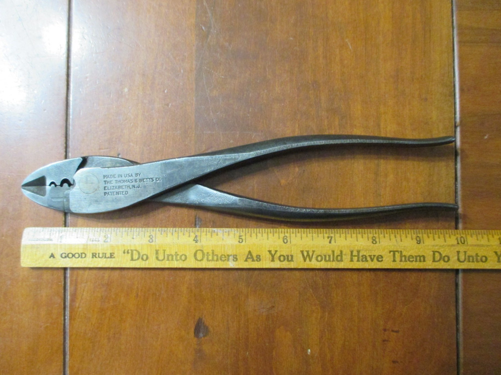Thomas & Betts Co. electrical tools - wire cutter - Crimping pliiers for Sta-Kon