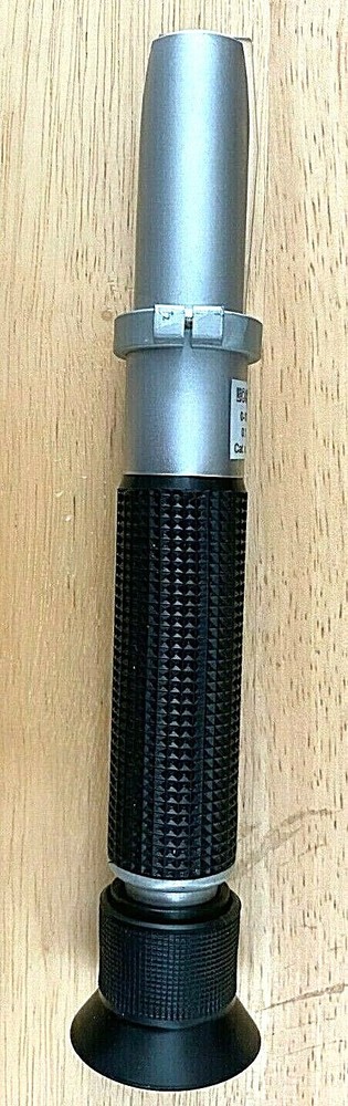 Portable LeoKuebler Handheld Refractometer 0 to 10% Brix w/ 0.1% Brix Resolution