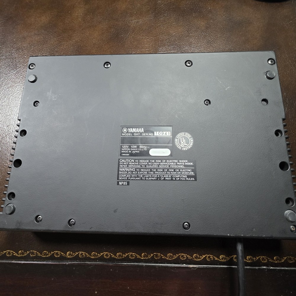 Yamaha QX7 Digital Sequencer