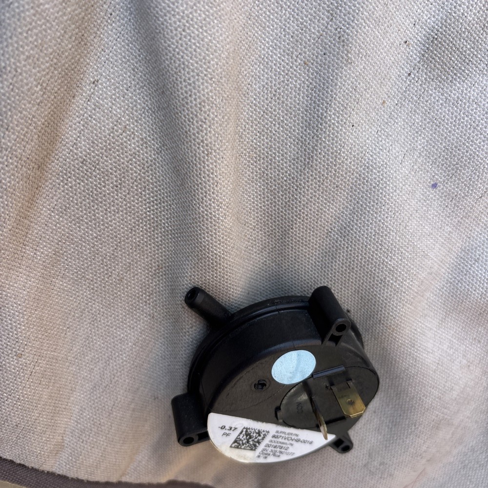 Goodman Air Pressure Switch 20197312